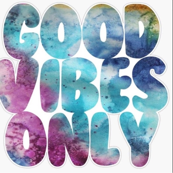 🚨Live Show & Giveaway Listing! 🚨 - Picture 5 of 7